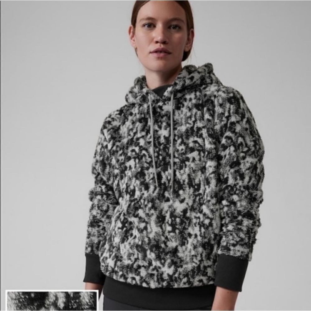 Athleta Tugga Sherpa Jacquard Hoodie Size Small